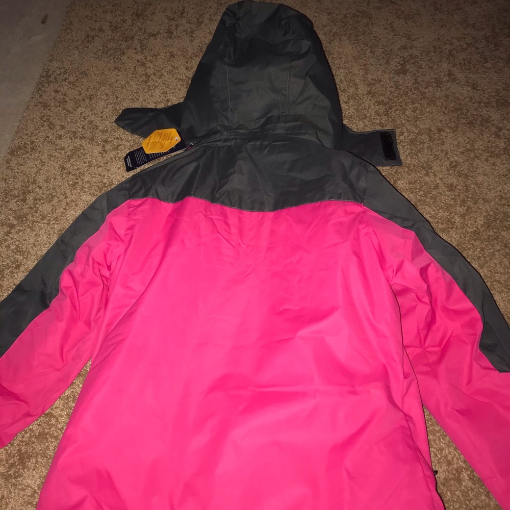 winter jacket new!!! - Picture 4 of 4